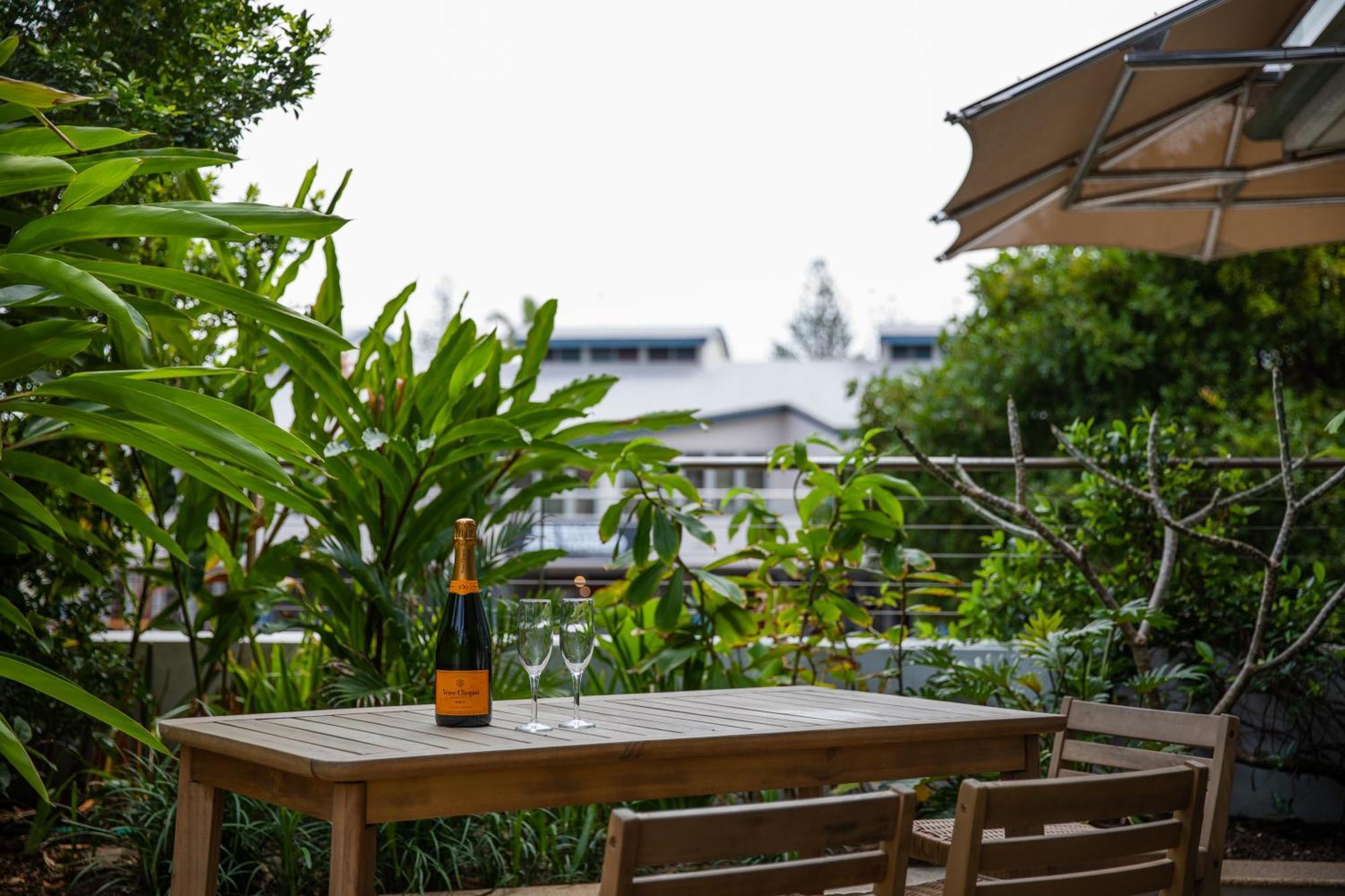 海滩套房酒店 拜伦湾 外观 照片